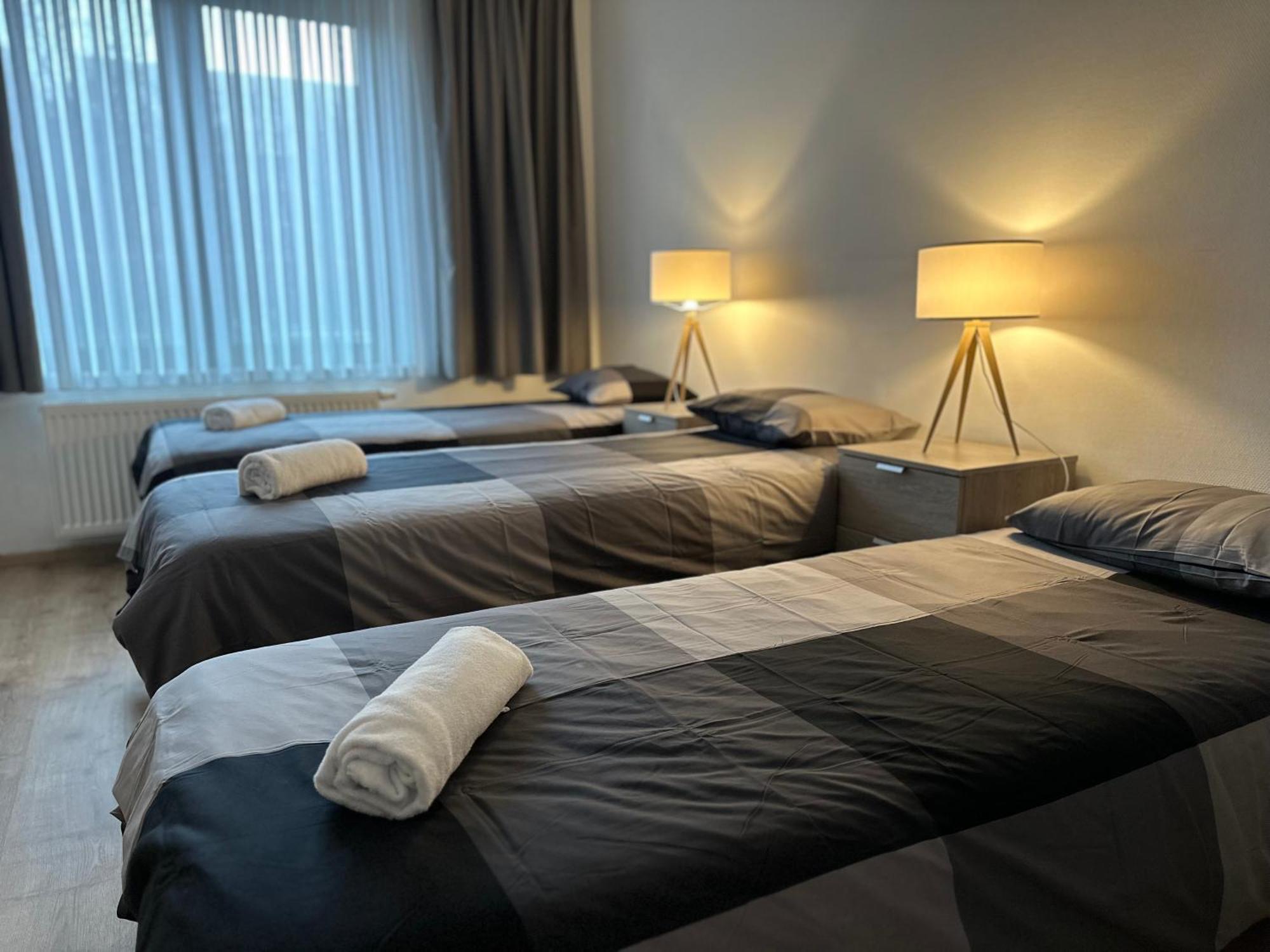 Furnished 2 Bedroom Apartment In City Center — Photos 3